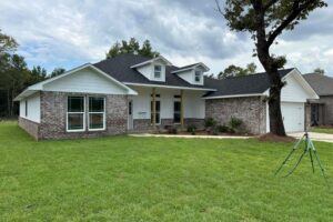 5237 Barnett front of house