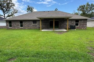 5243-barnett-rd-back of house