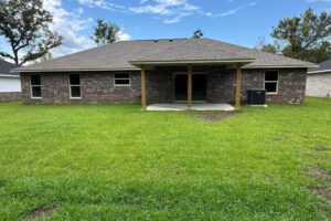 5243-barnett-rd-back of house