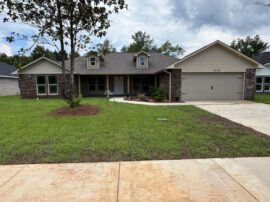 5243-barnett-rd-front of house